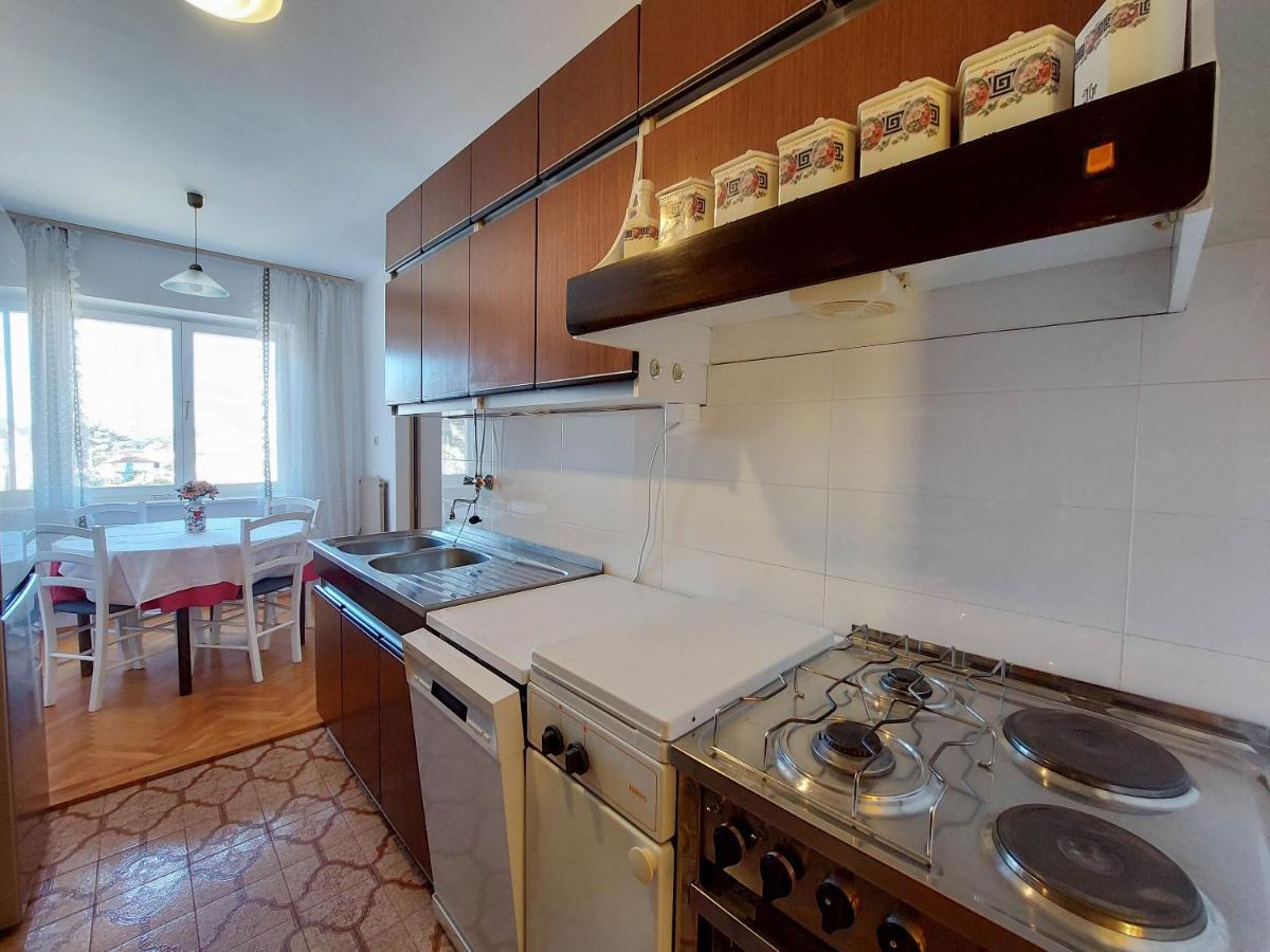 Apartments Nikola Punat Exteriér fotografie